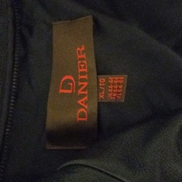 Xl Danier real leather coat - Picture 2 of 3